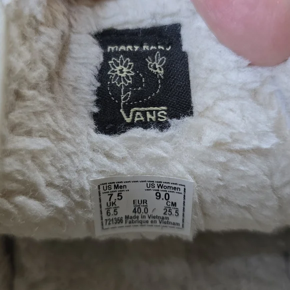 Vans Sage Green Slip-On Mid MTE Boots - Mary Rand Marshmallow - Picture 7 of 8